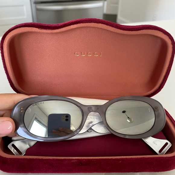 Sold Gucci Oval Sunglasses GG0517S Grey - Picture 8 of 8